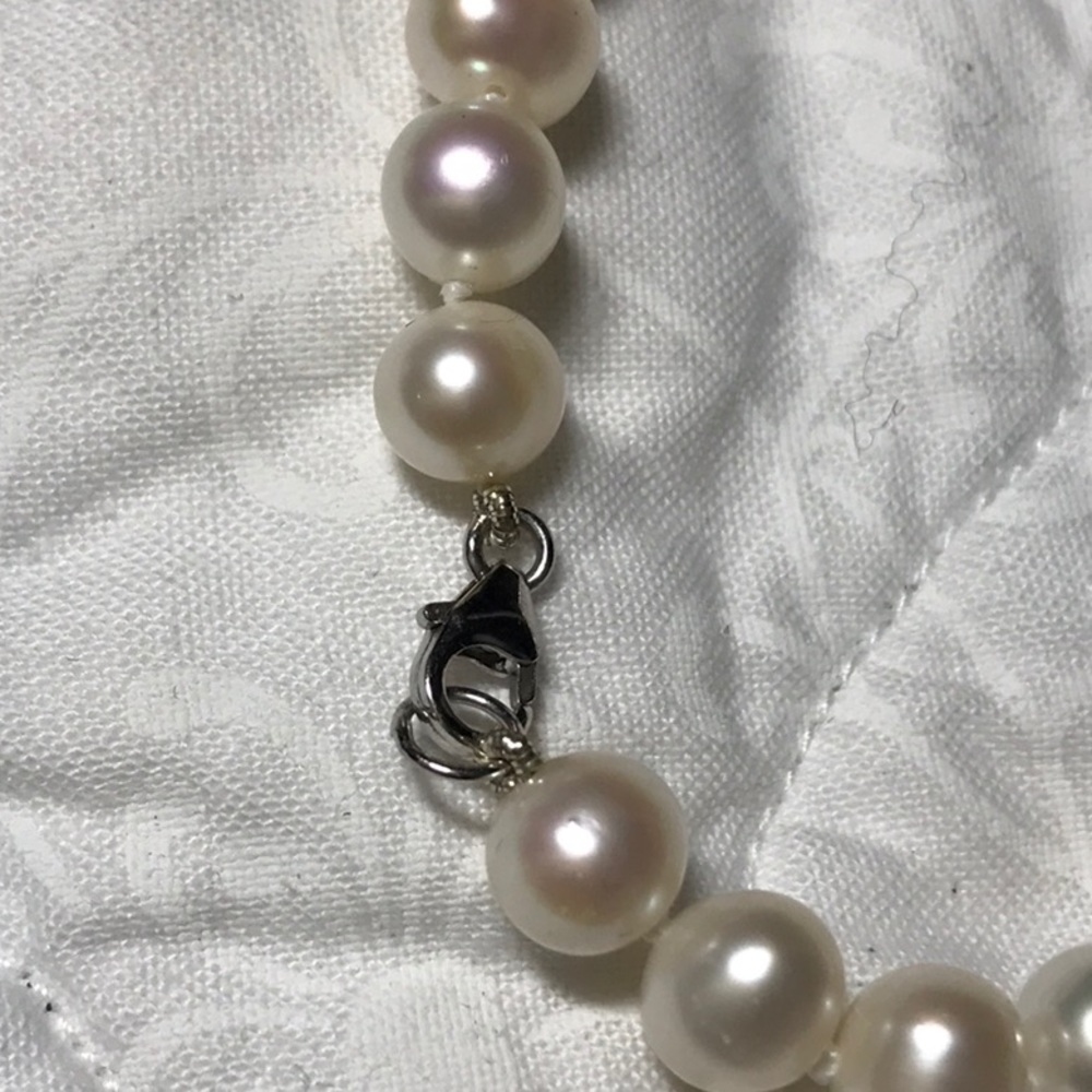 Faux pearl stretch bracelet - Picture 2 of 4